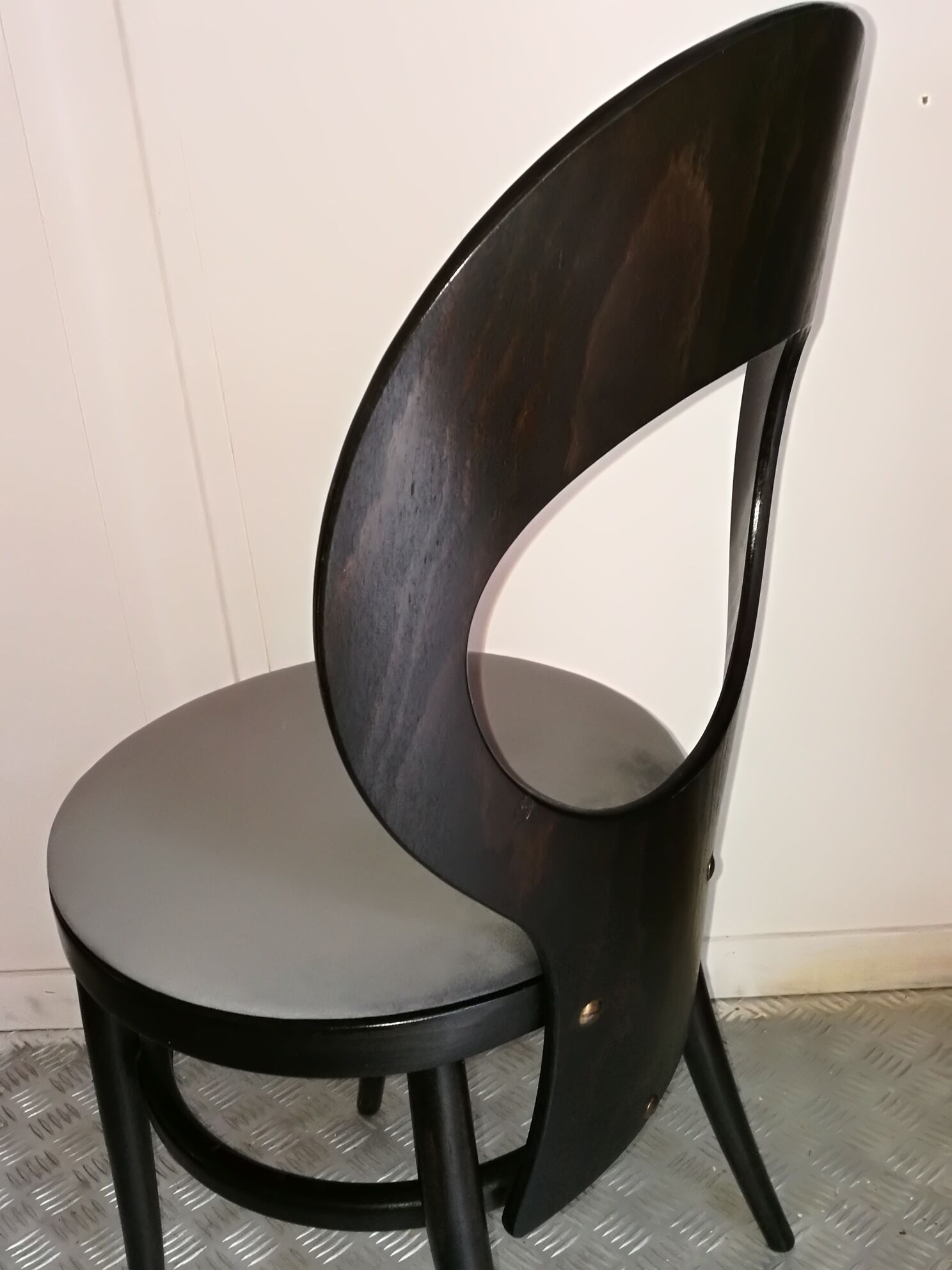 Baumann "seagull" gray velvet chair