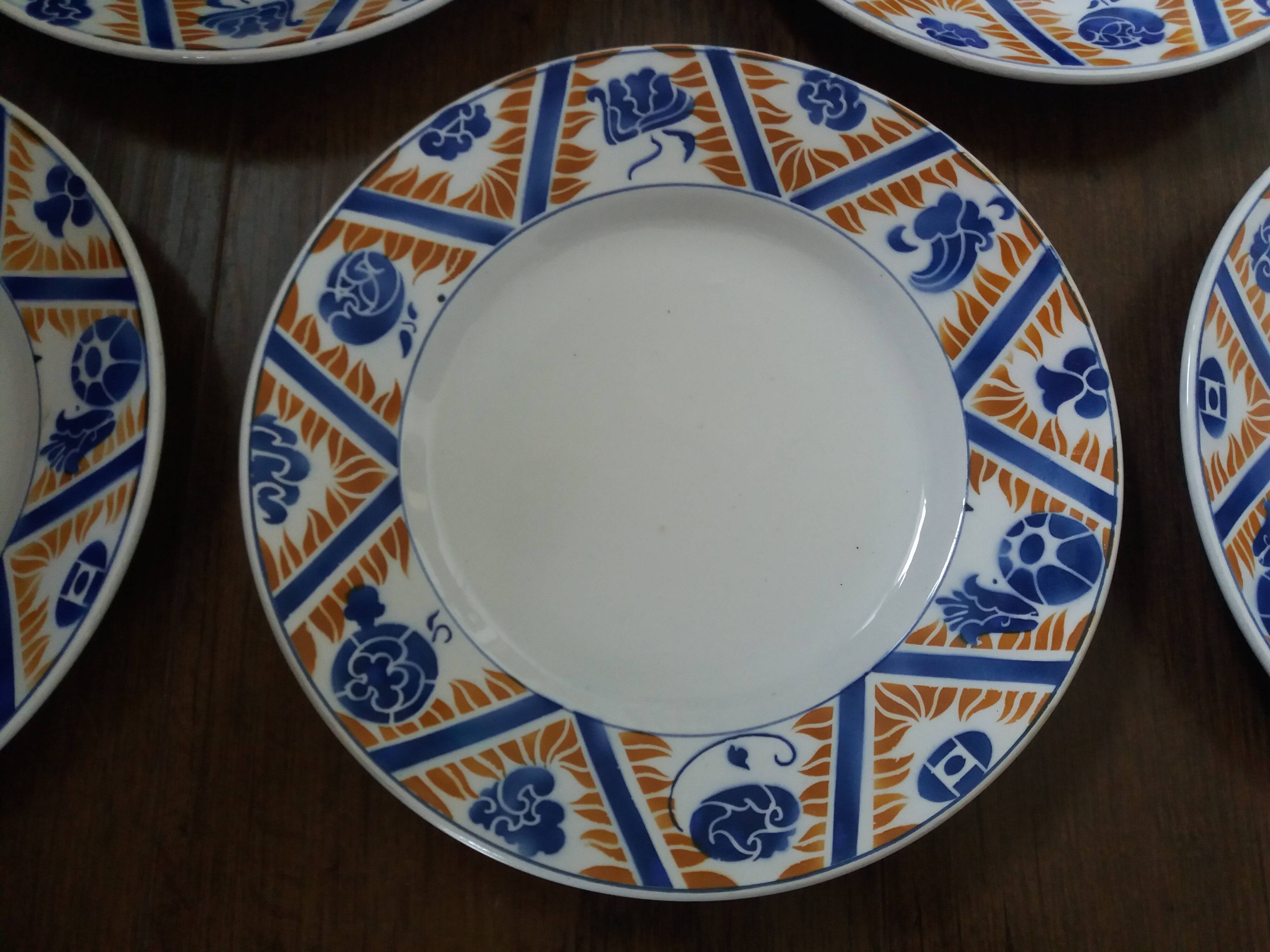 Flat plates Moulin des Loups and Hamage, Orchies, Canada, iron land