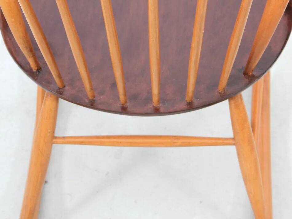 Scandinavian rocking chair by Illum Wikkelso model IW3