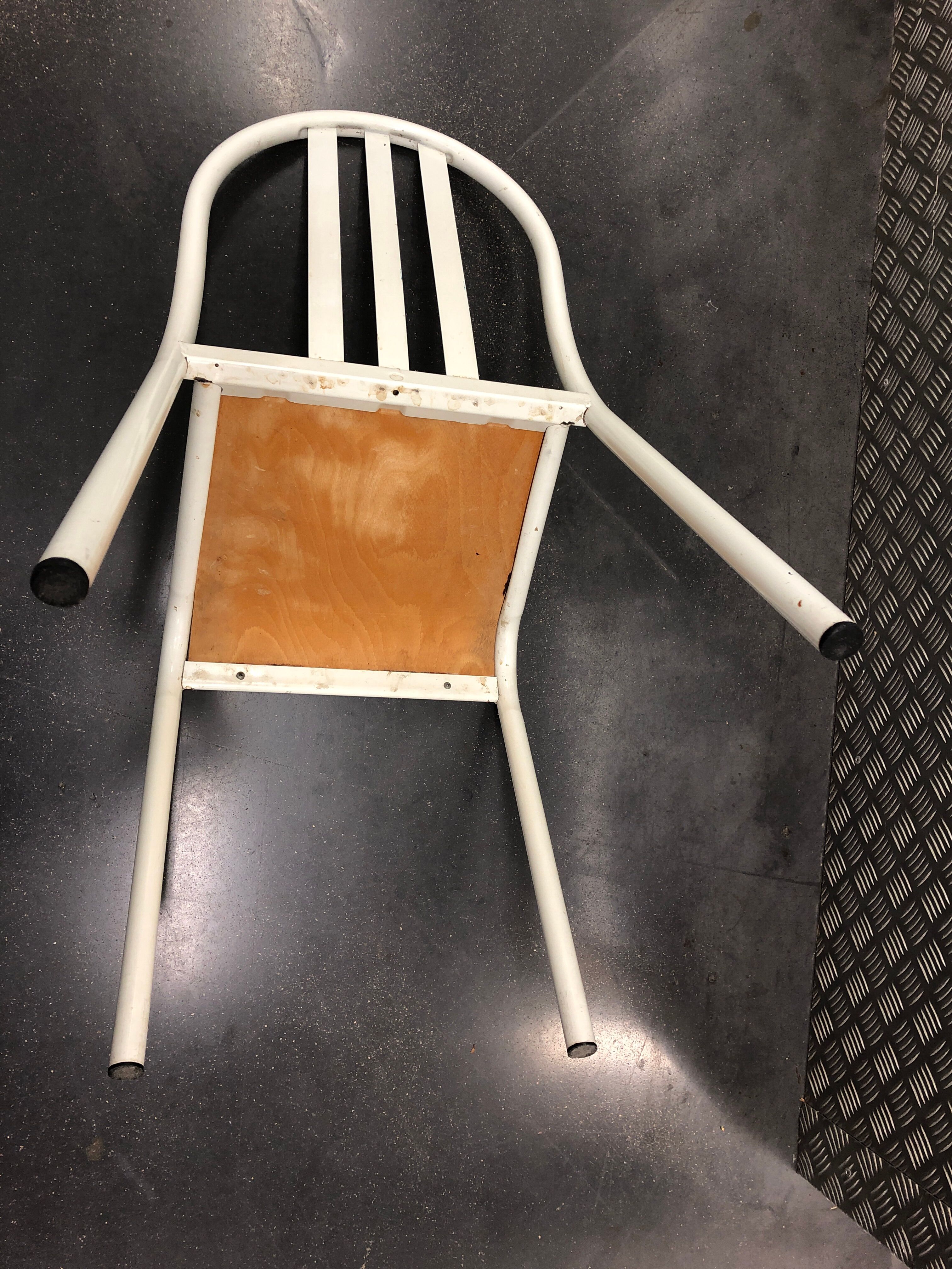 Mallet-Stevens chair with white wood and laqué metal 1970