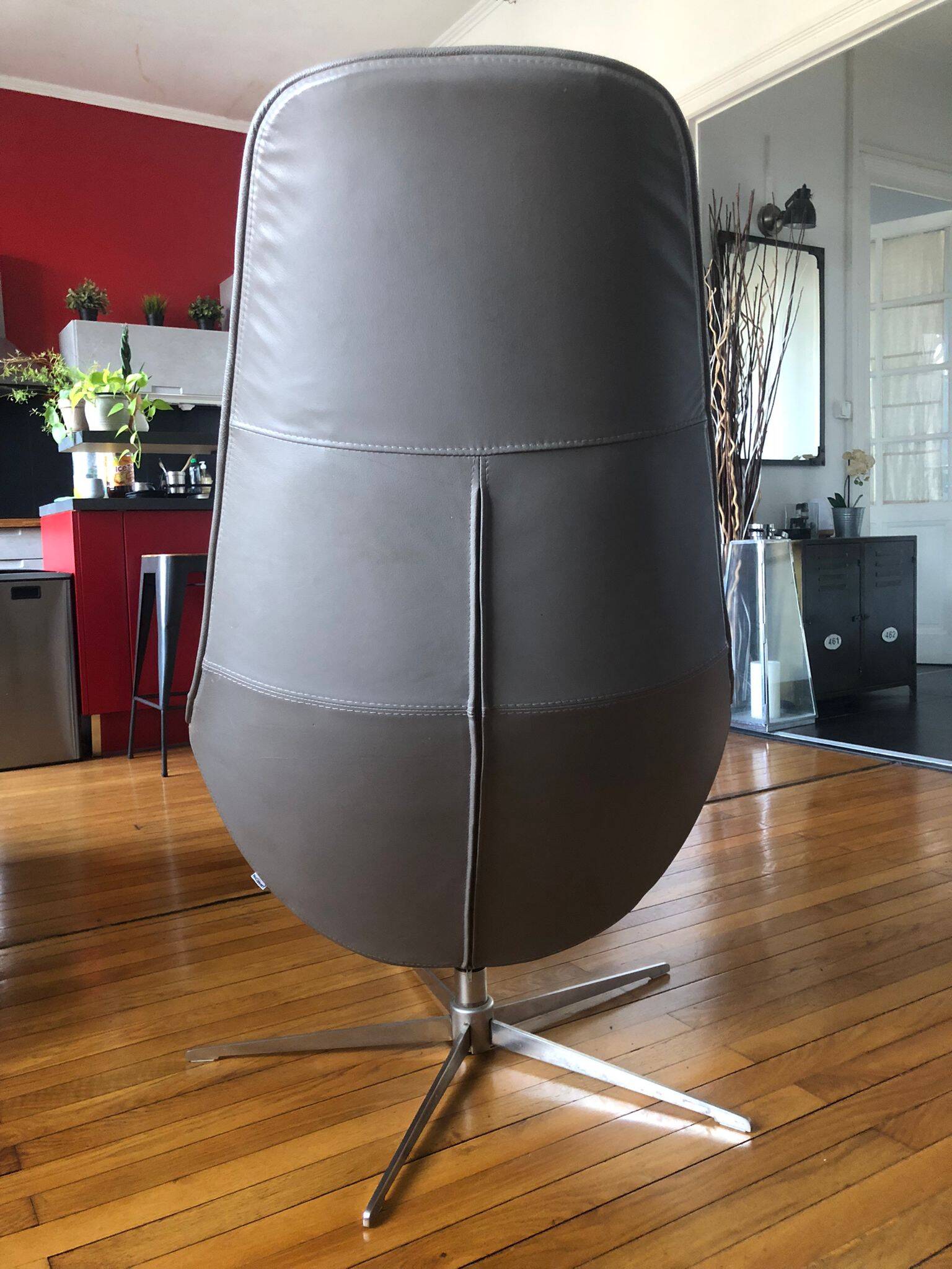 Boston armchair (boconcept) excellent condition / moulded leather