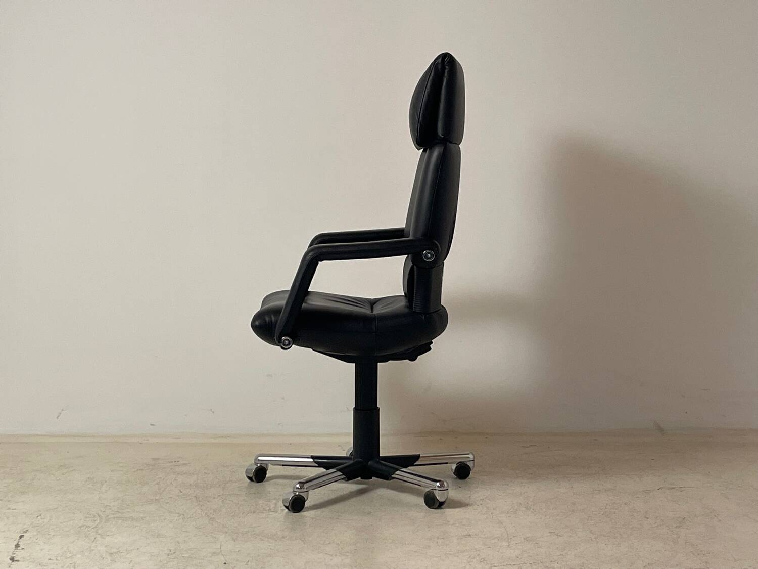 Vitra Mario Bellini office chair