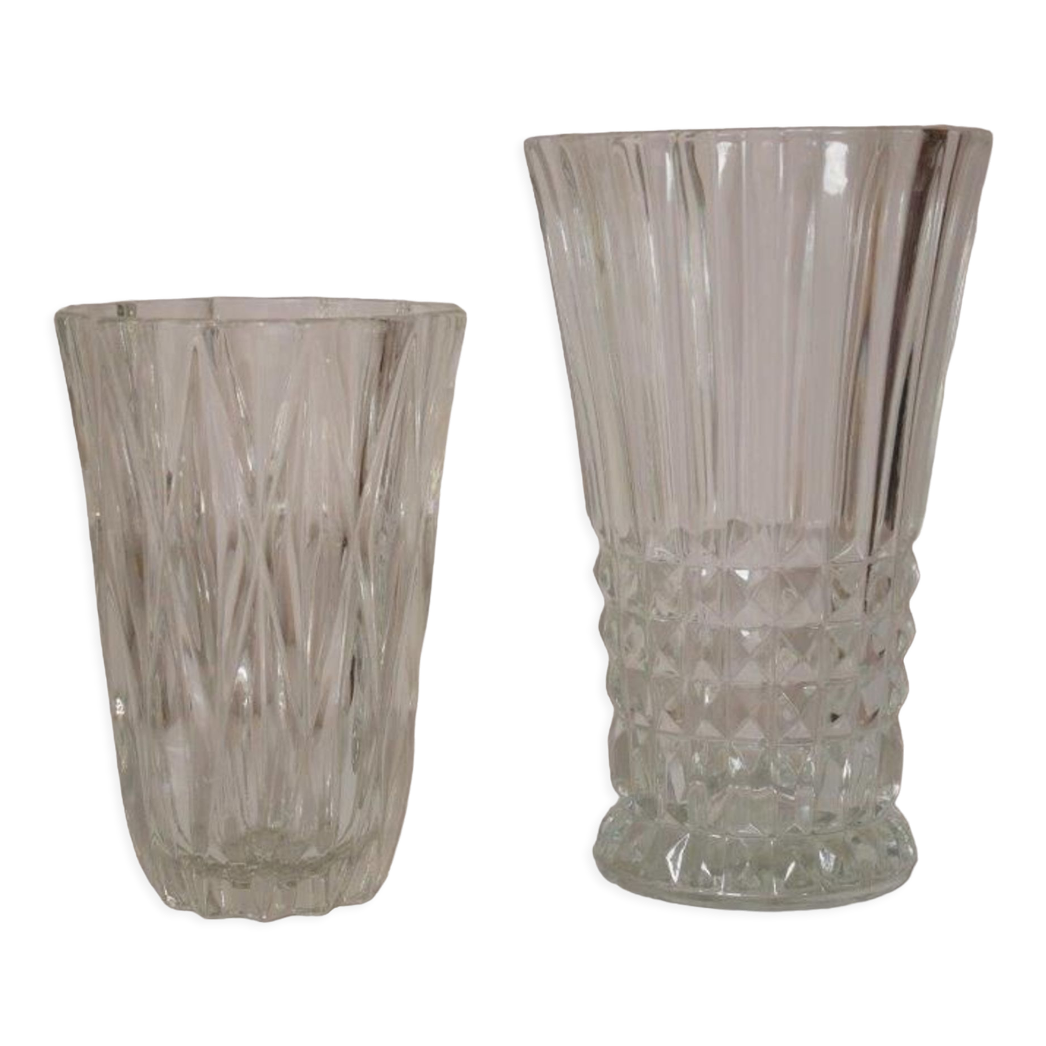 Set of 2 crystal vases