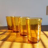 Lot of 4 glasses of amber water