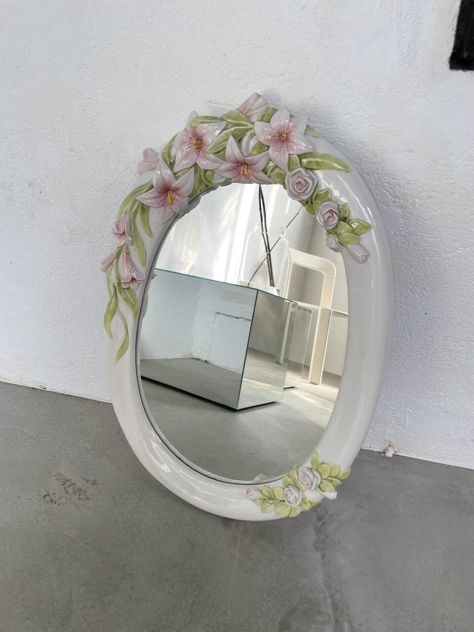 Italian style ceramic flower mirror