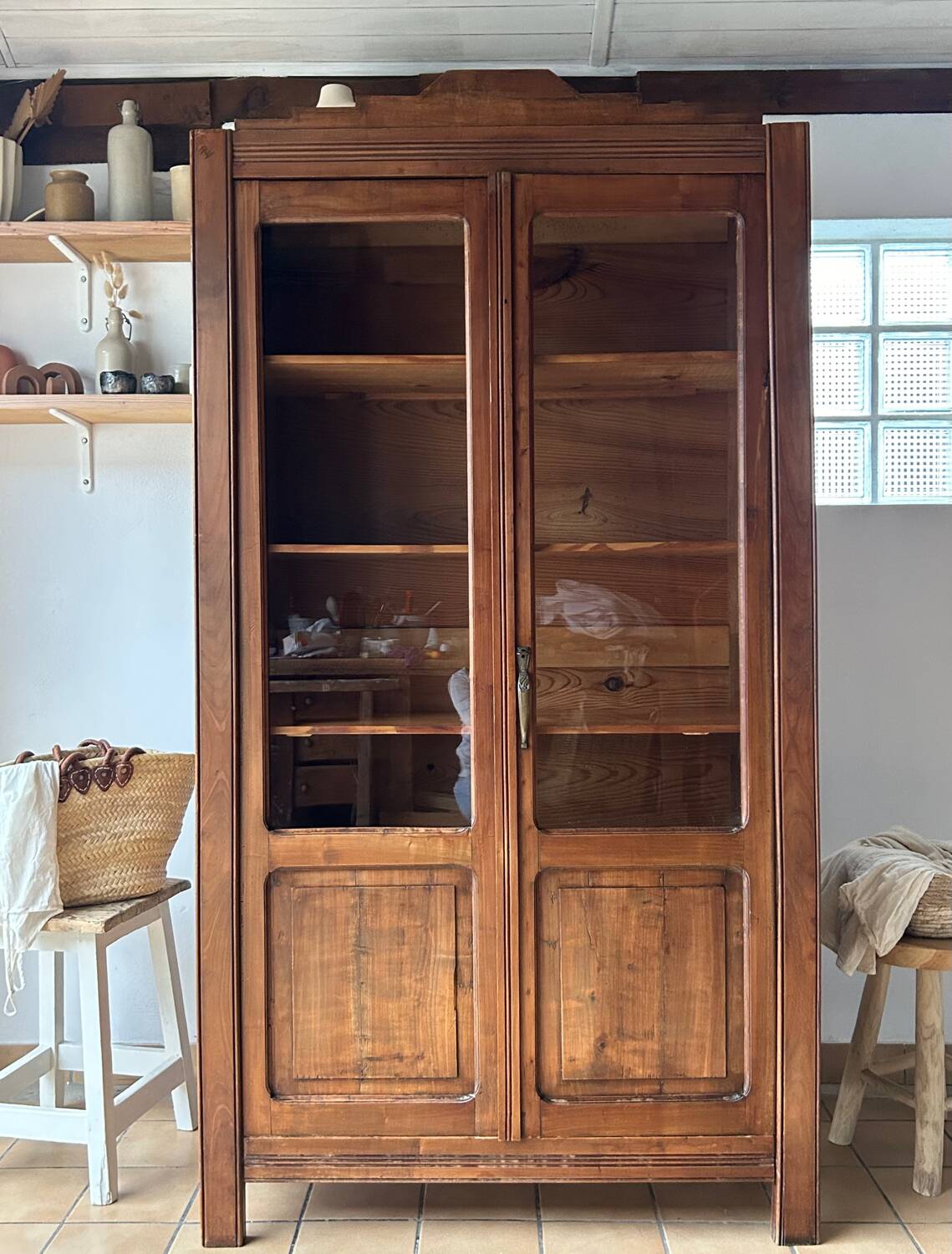 Parisian display cabinet