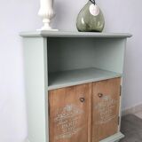 Auxiliary furniture
