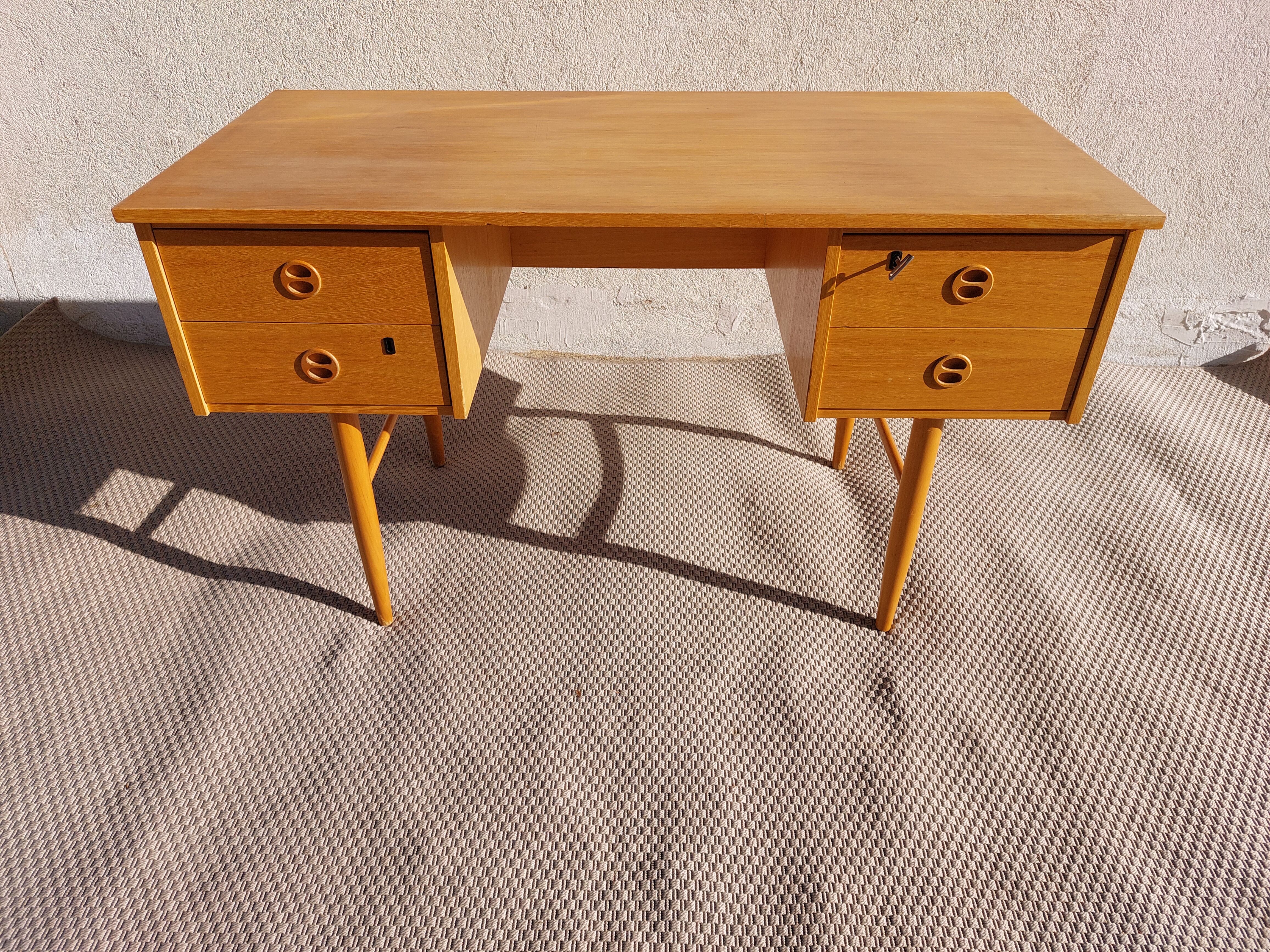 bureau style scandinave