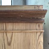 Buffet two bodies in raw pine