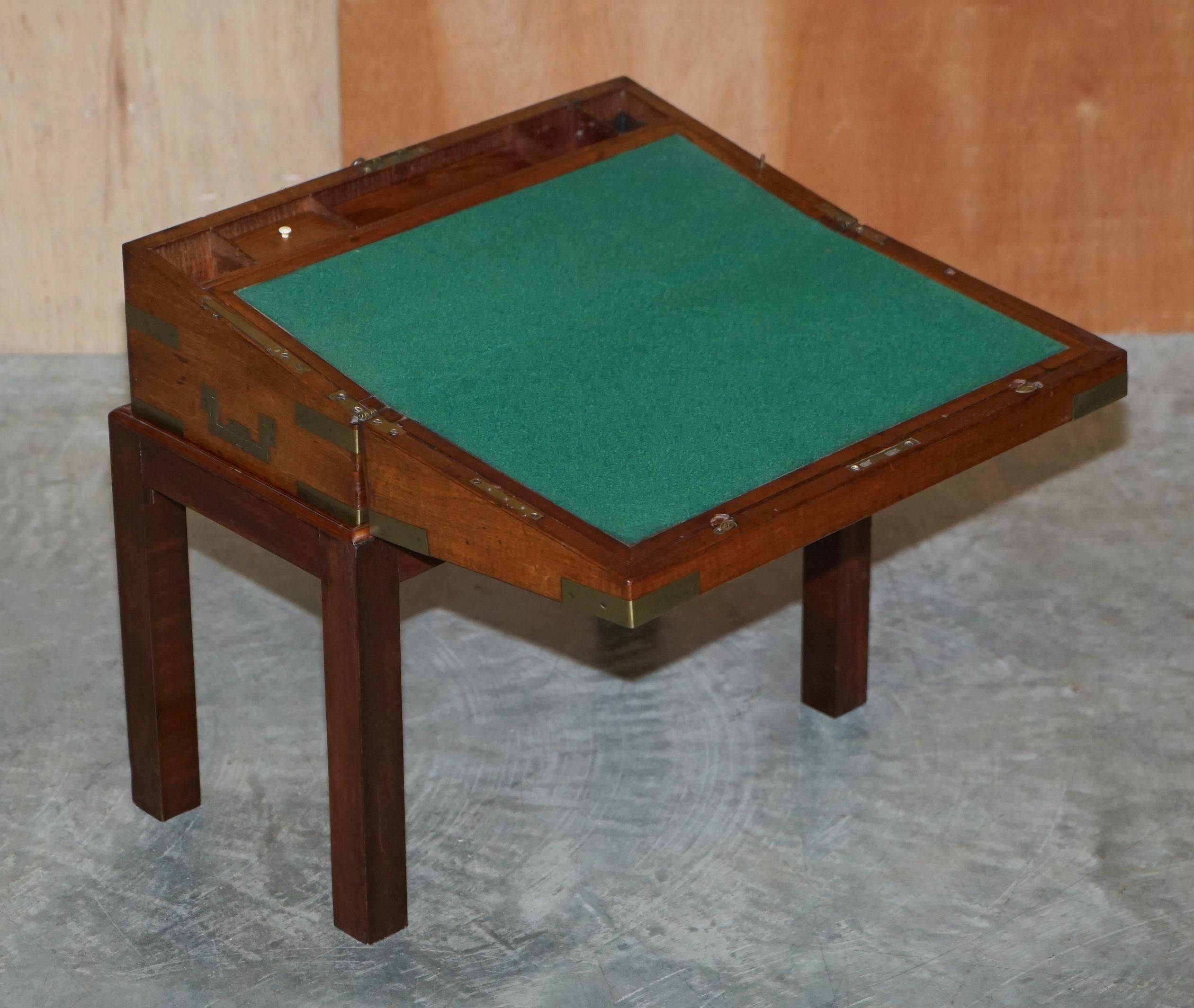 Victorian military slope desk made of hardwood