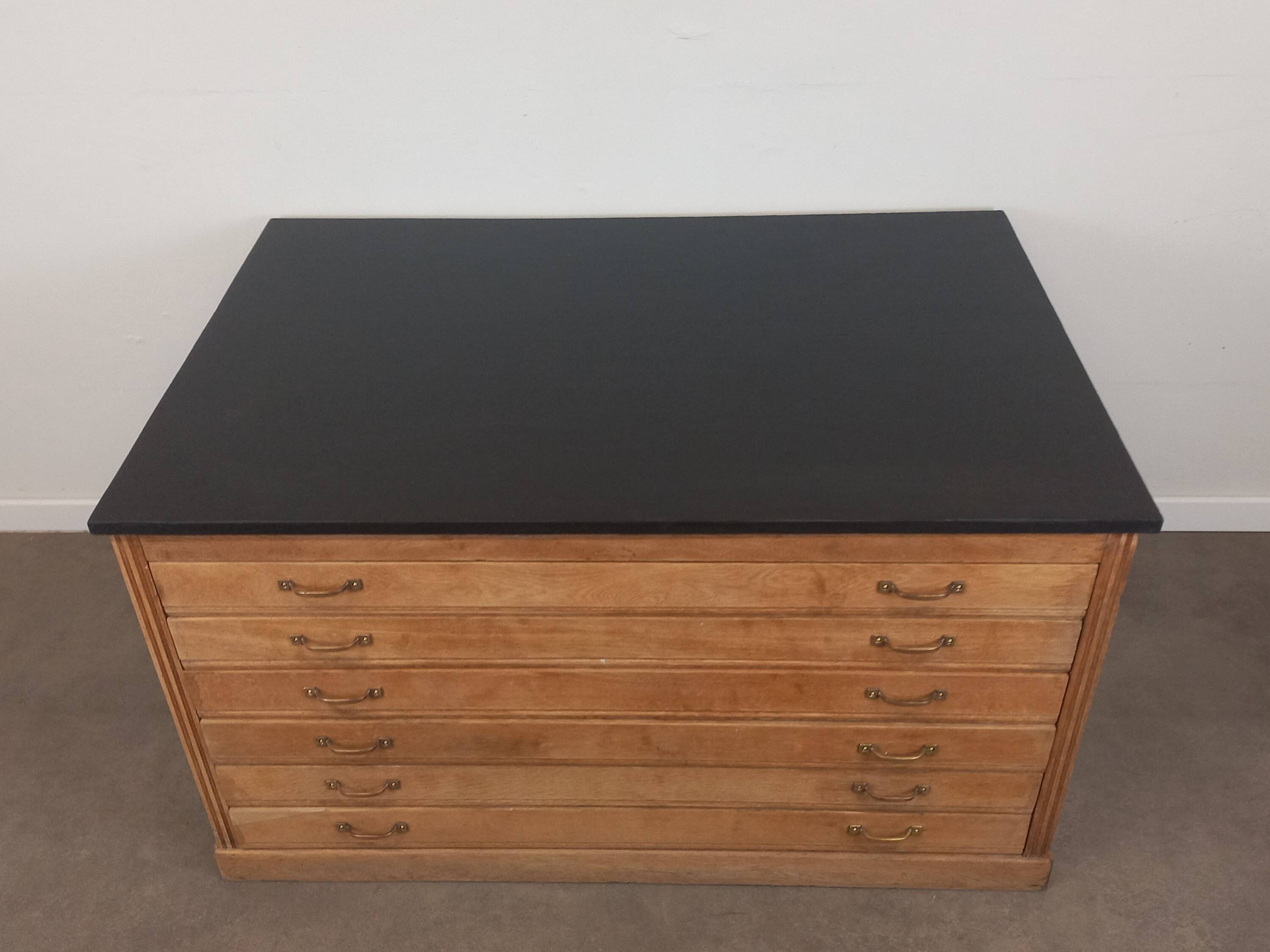 Craft cabinet with drawers for maps or drawings