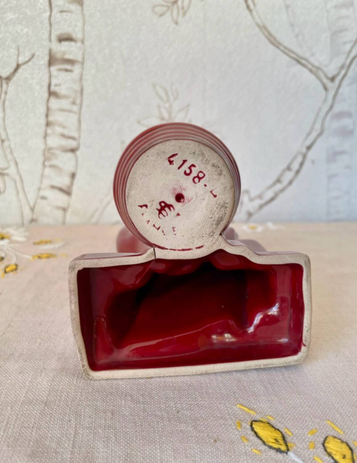 St Clément ceramic doe