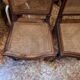 Paire de chaises de style Louis XVI
