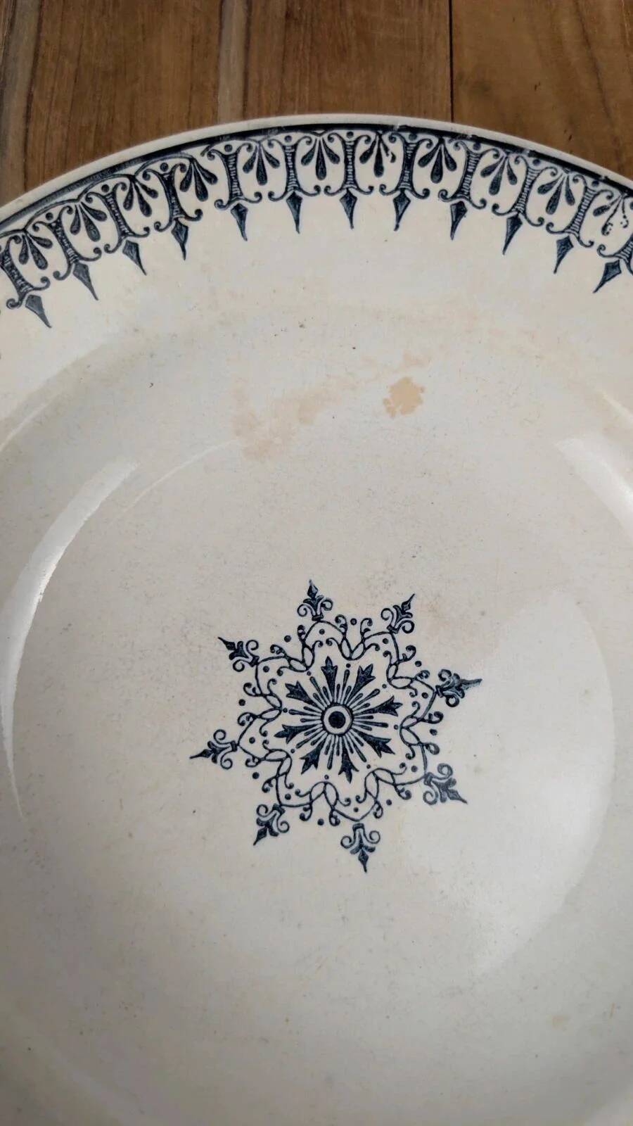 Set of 2 antique deep plates Saint-Amand – Primax