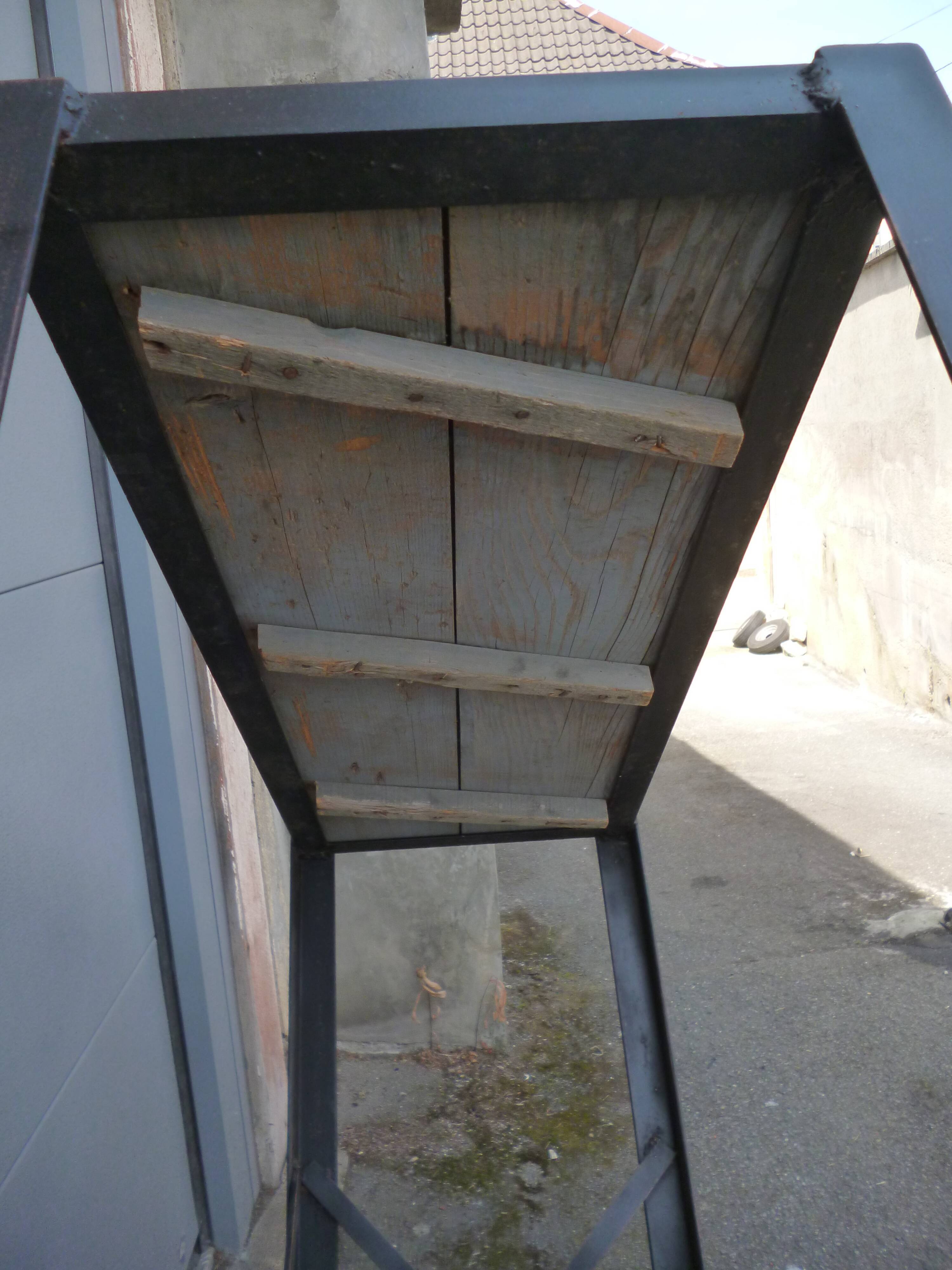 Iron and wood workshop service
