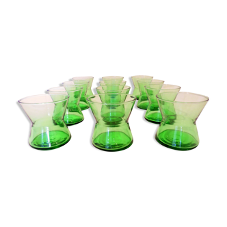 12 Art-Deco aperitif glasses in crystal and sea uraline