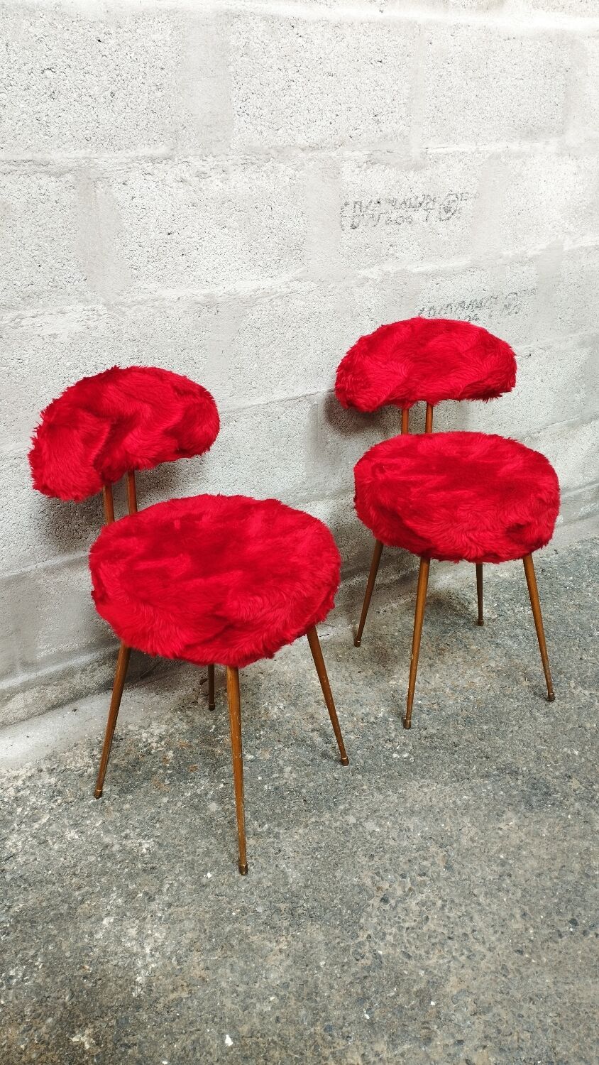 Moumoute Pelfran chairs