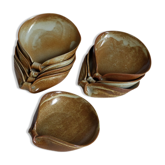 Eight ramekins"shells"vintage enamelled potter's sandstone