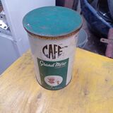 Vintage metal box café grandmère