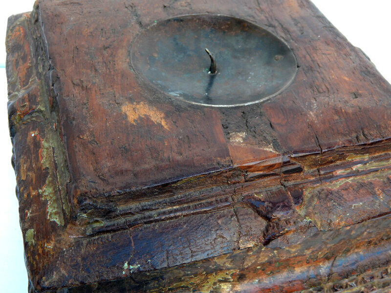 Old teck column teck bougeoir