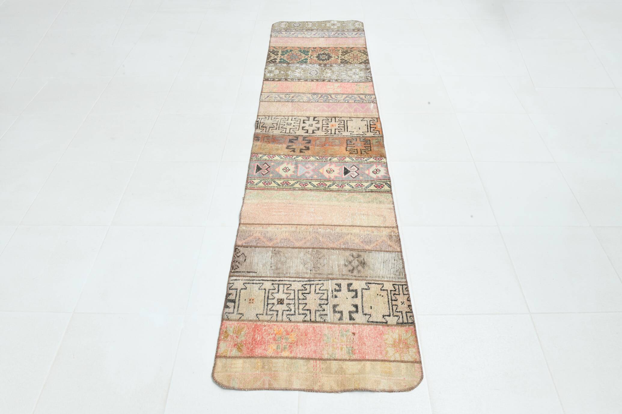 Tapis Runner Vintage Patchwork, Motifs Tribaux, Tons Pastel & Terre, 66x265 cm