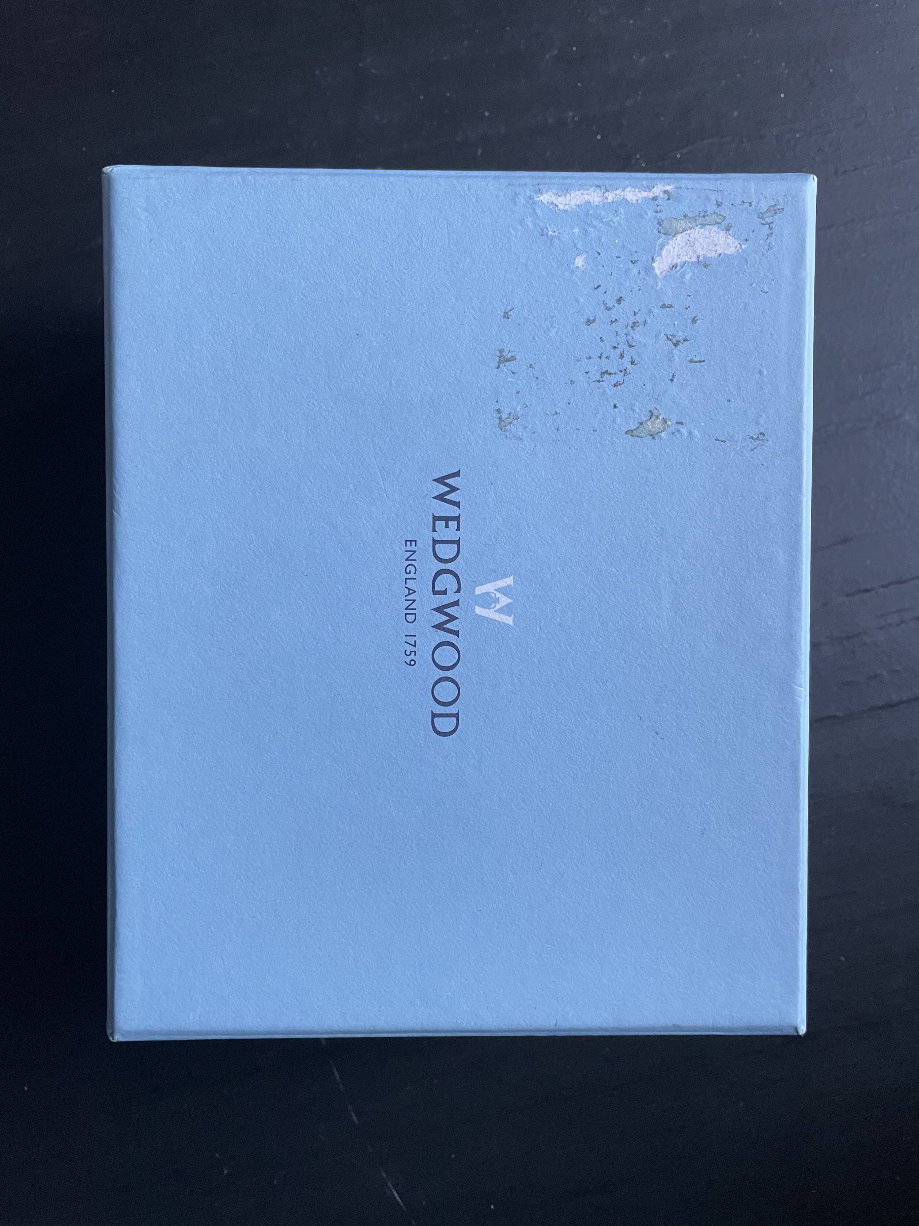 Wedgwood duo salt and pepper