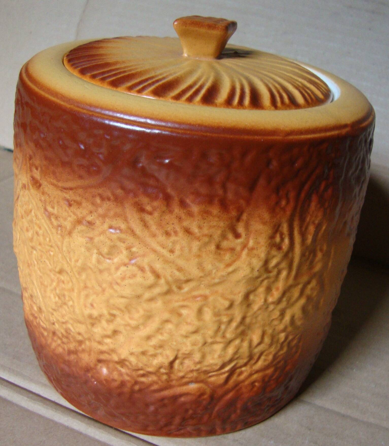 Large terrine covered pot in the shape of a pâté crust pillivuyt mehun