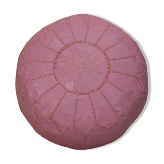 Moroccan pouf in pink leather