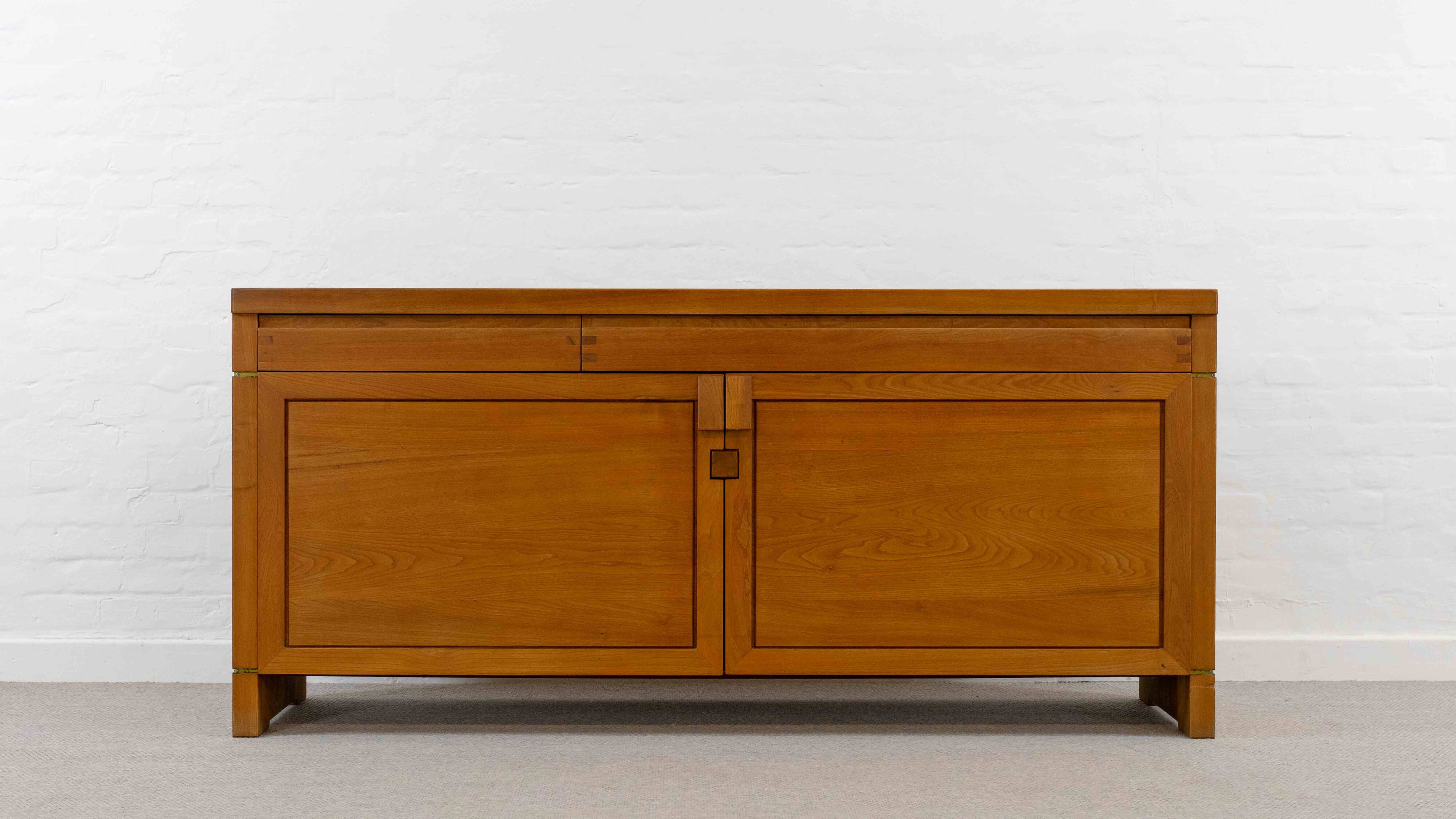 Sideboard R08 de Pierre Chapo en orme massif