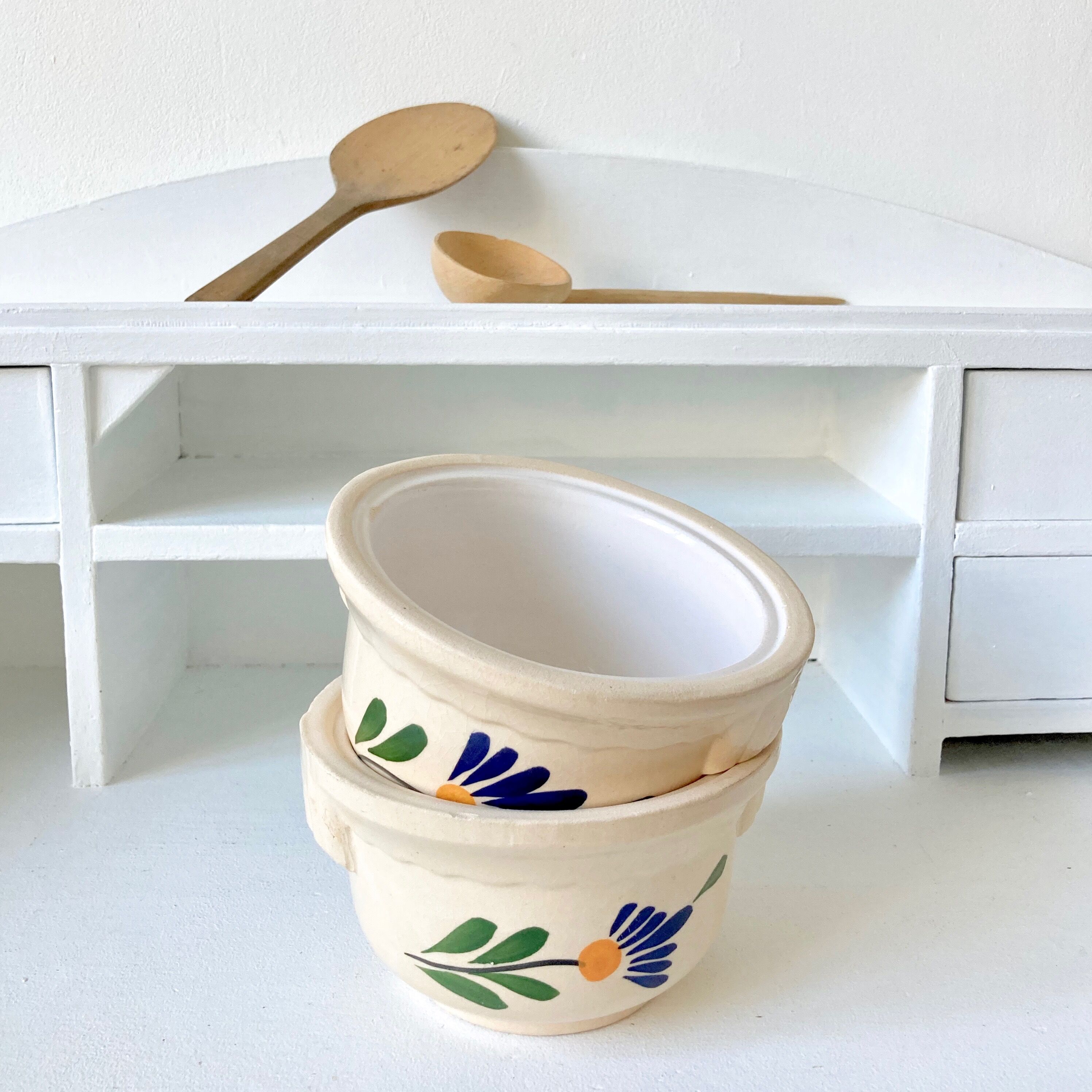 Pair of vintage flower cup bowls