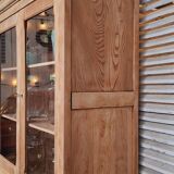 Sideboard with 2 glass panels