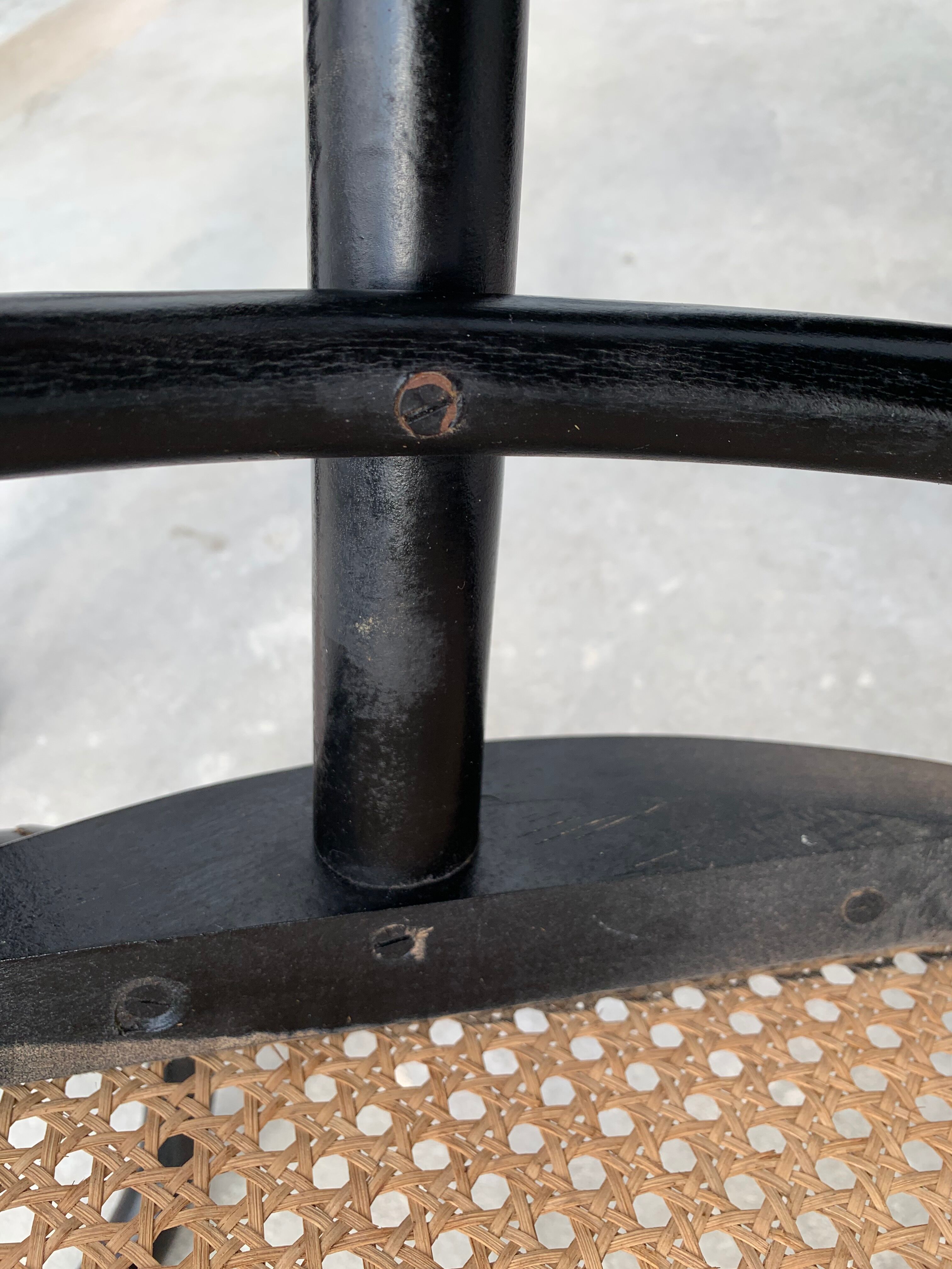 Tuna chair model 1018 in black curved wood and canning 1930