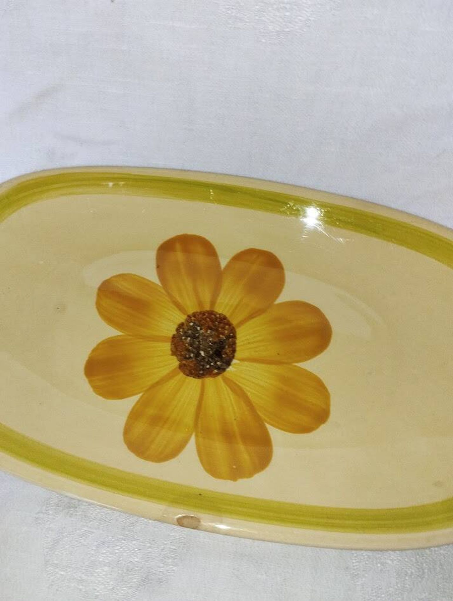 Soleil Gien set – large dishes and vintage serving dish