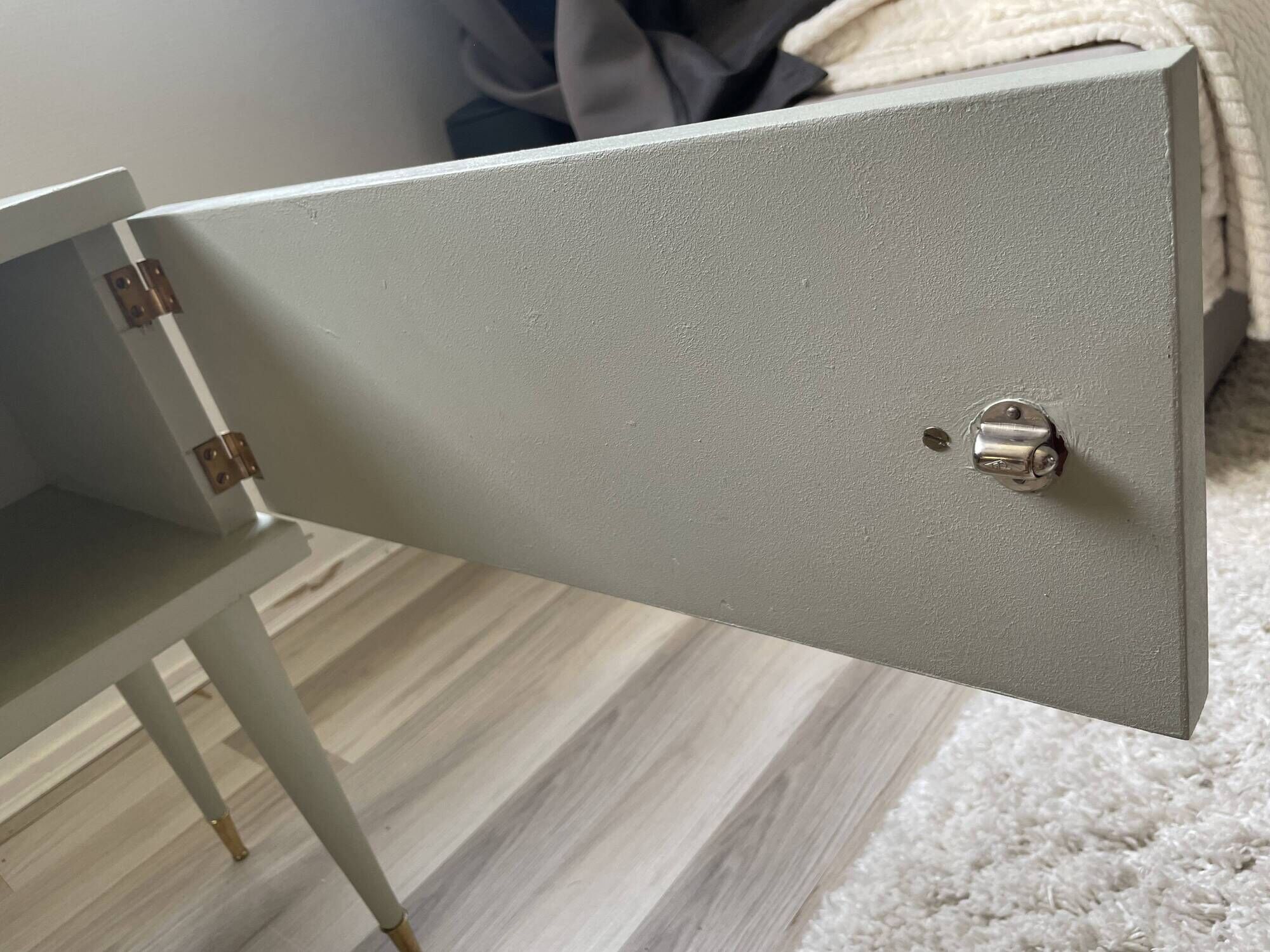 Table de chevet