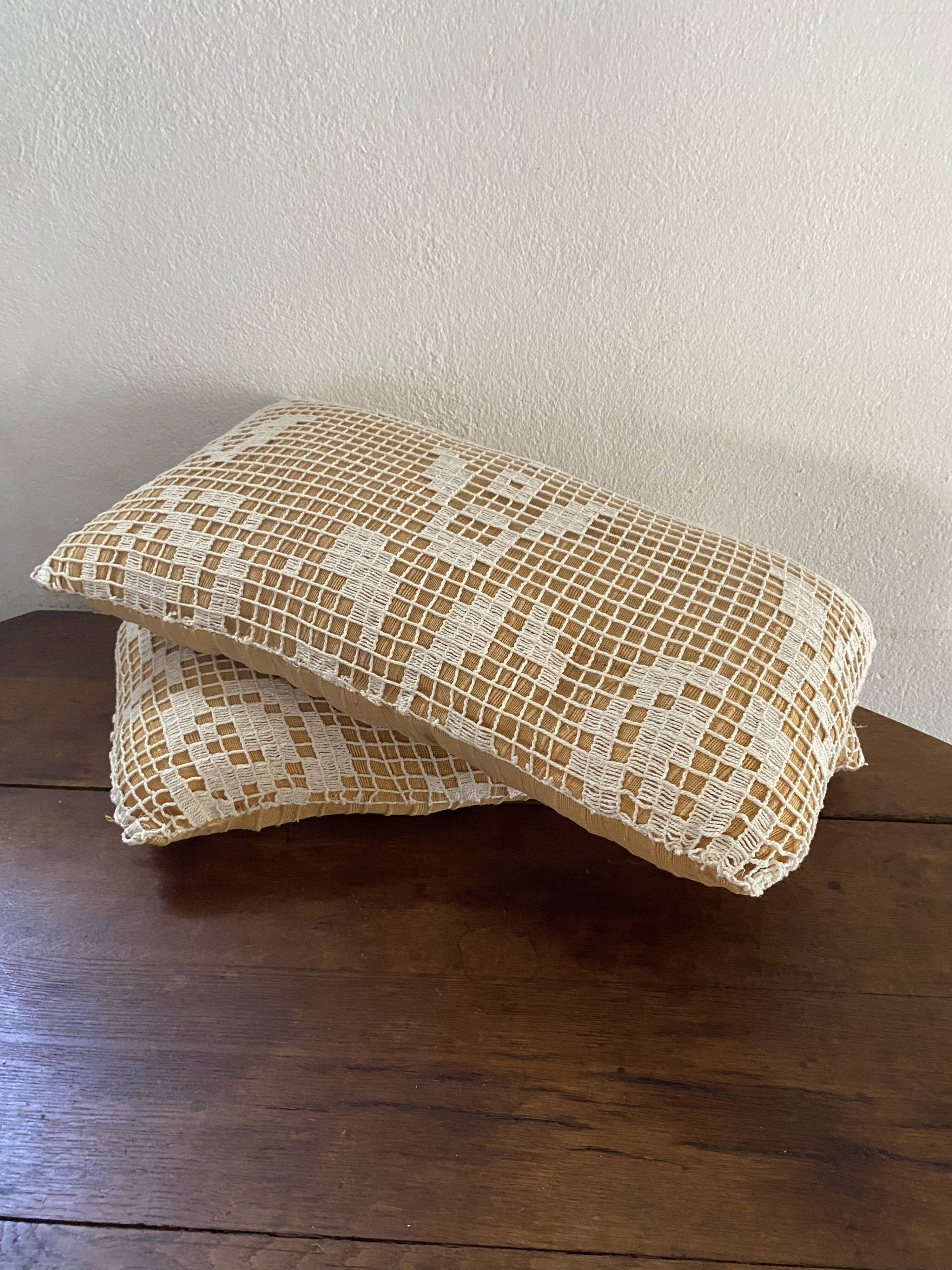 2 cushions in bohemian style