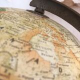 Globe terrestre lumineux vintage