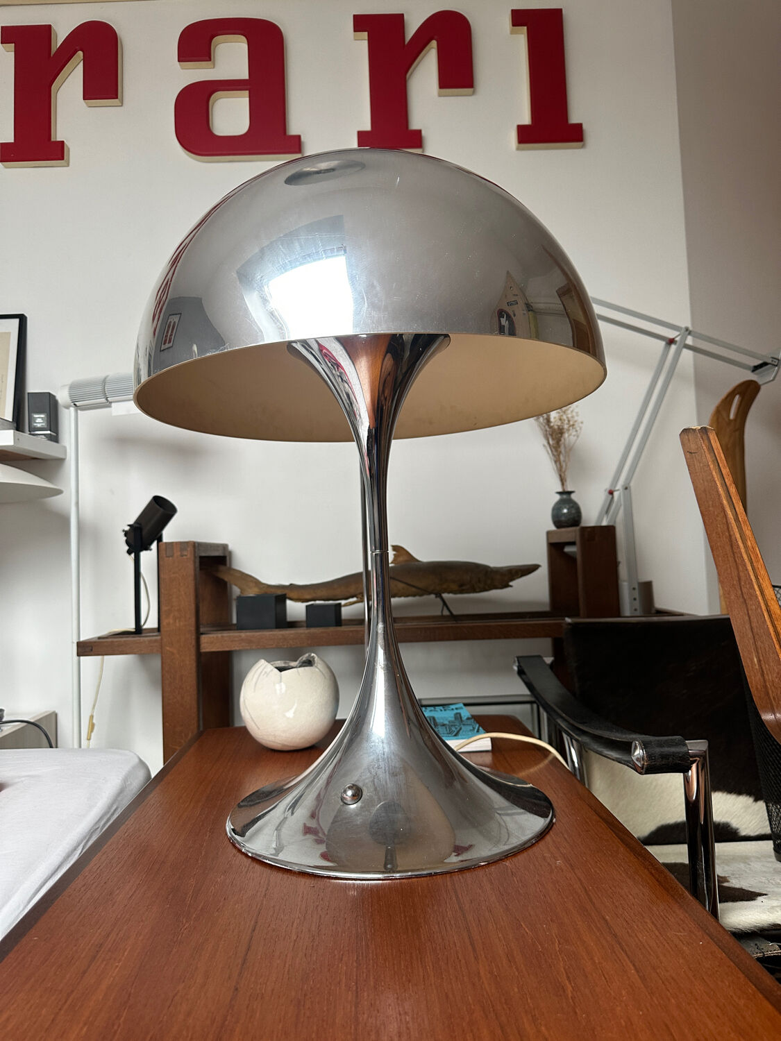 Panthella Louis Poulsen chrome