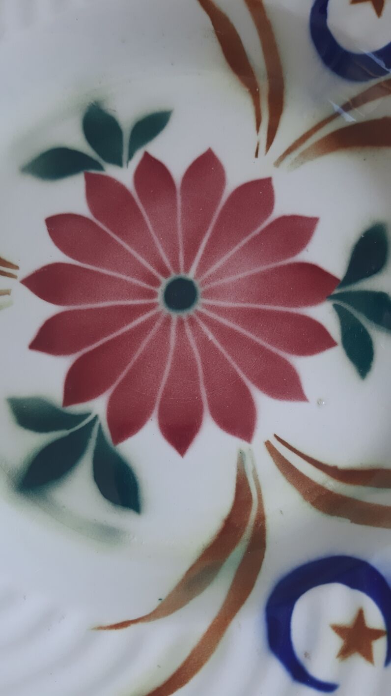 hollow dish Saint Amand Amandinoise