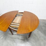 1968 transformable teak table in impeccable condition