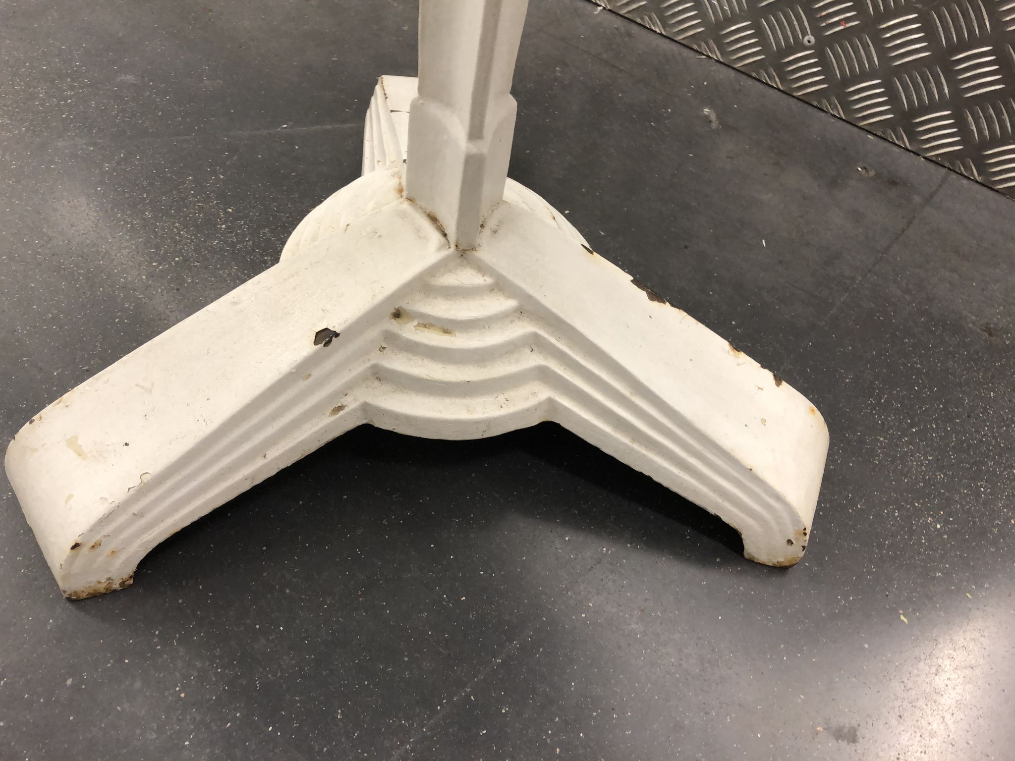 Art Deco cast garden table and porcelain shard tray