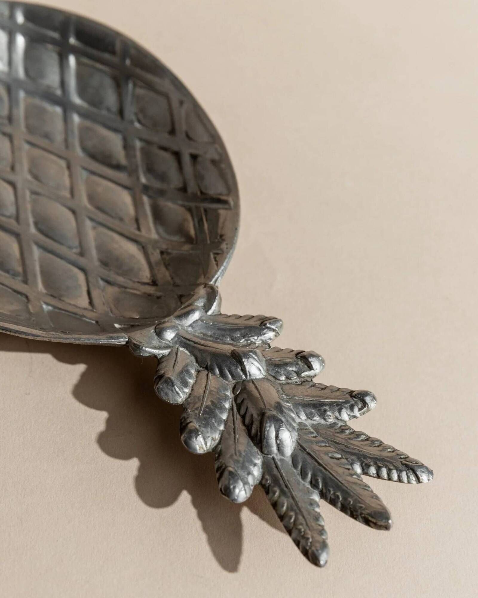 Vintage 1960s pineapple coupe, silver-plated, tropical shape design, table decoration, elegant gift idea.