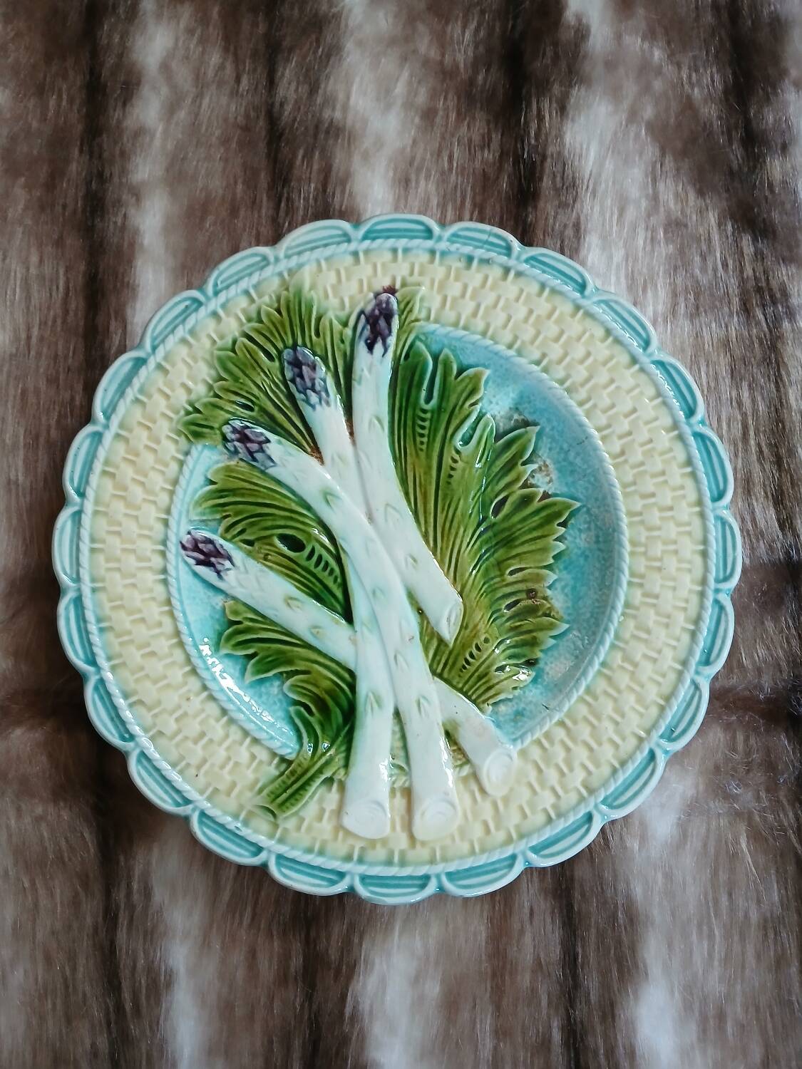 2 antique barbotine plates from Salins