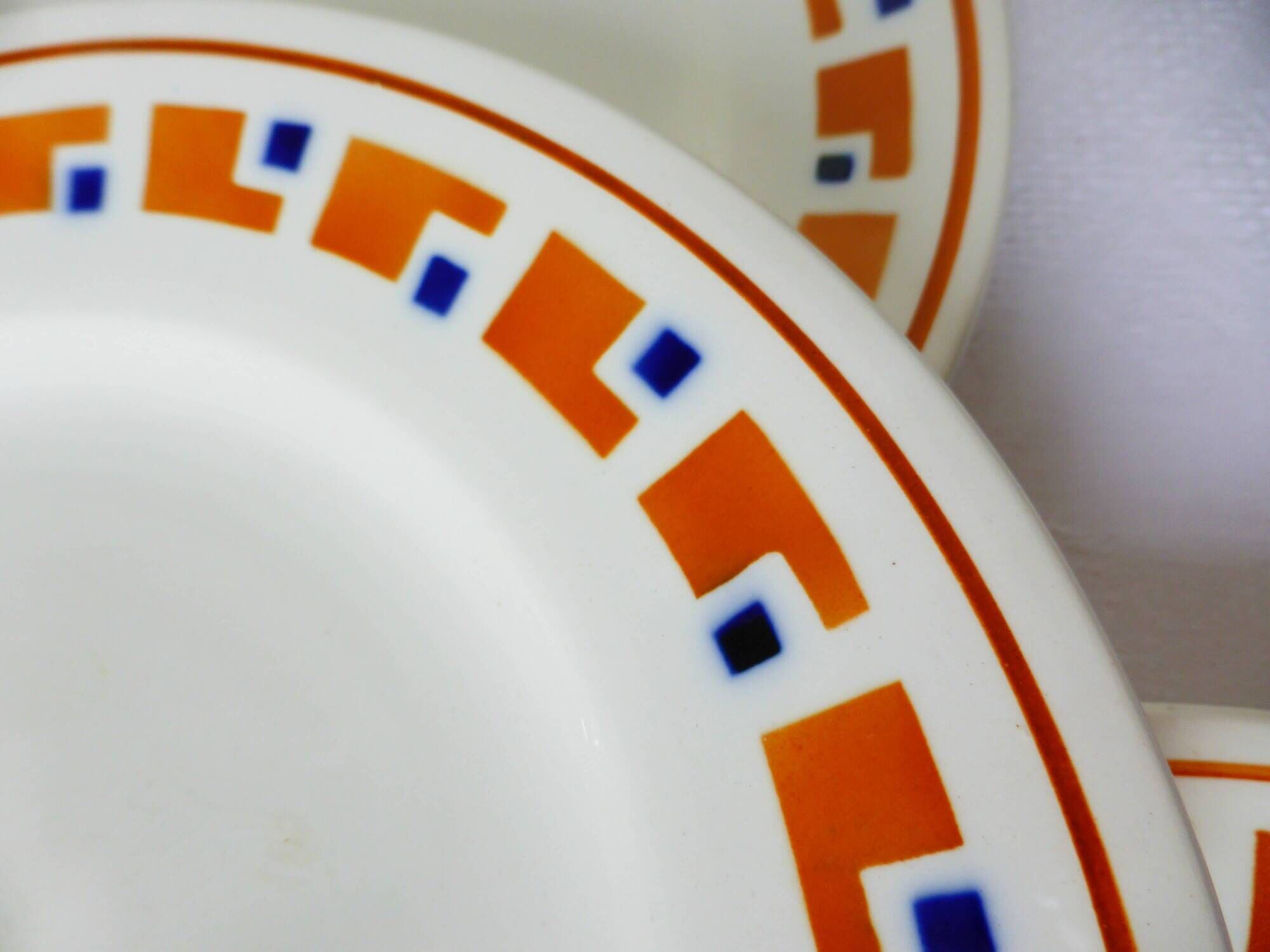 4 flat plates in iron earth from Les Salins model Lucette