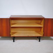 Buffet des années 60 en teck par Børge Mogensen pour Søborg Møbelfabrik.