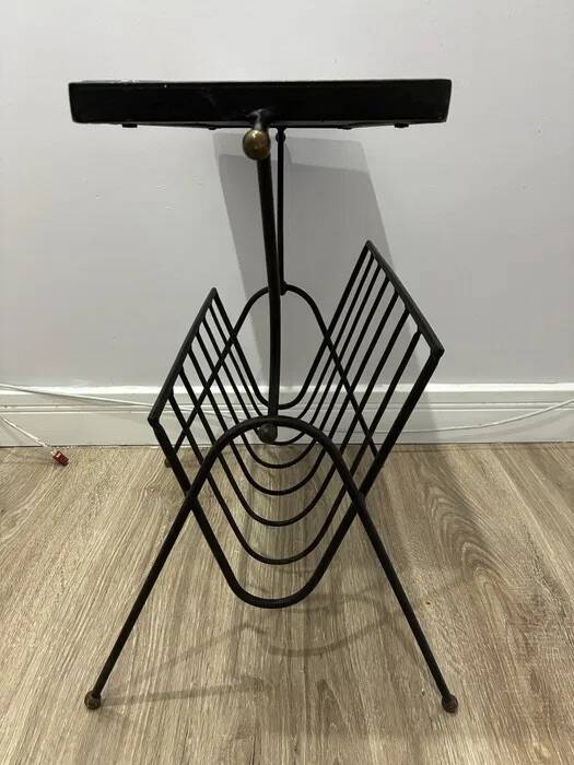 Table d'appoint, porte-revue en carreaux en céramique et fer N. Teplow, années 1950