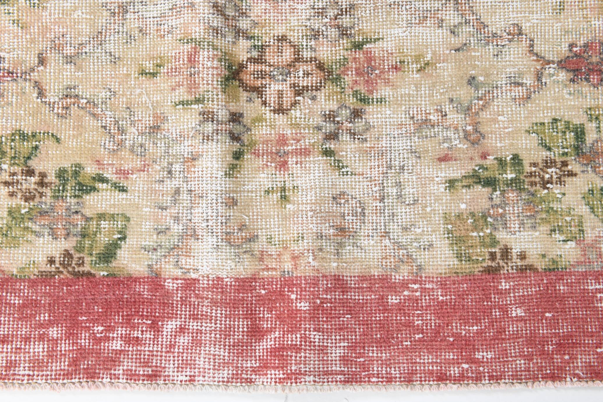 5x8 Pale Red & Cream Floral Pattern Vintage Rug, 144x250Cm