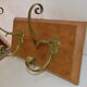 Door coats in oak with 2 hooks brass