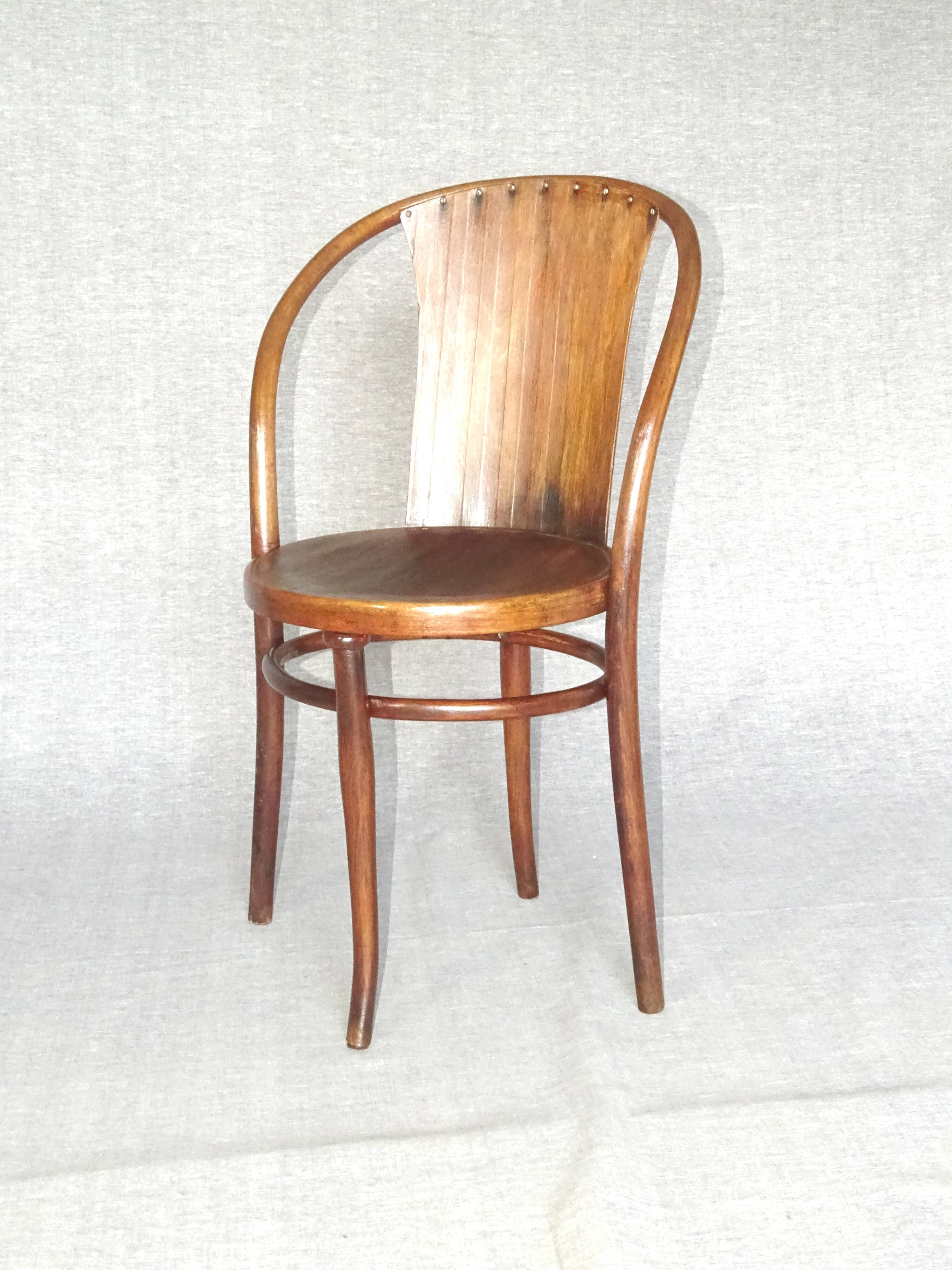 Armchair by Kohn N°143 around 1905 seat wood lamée