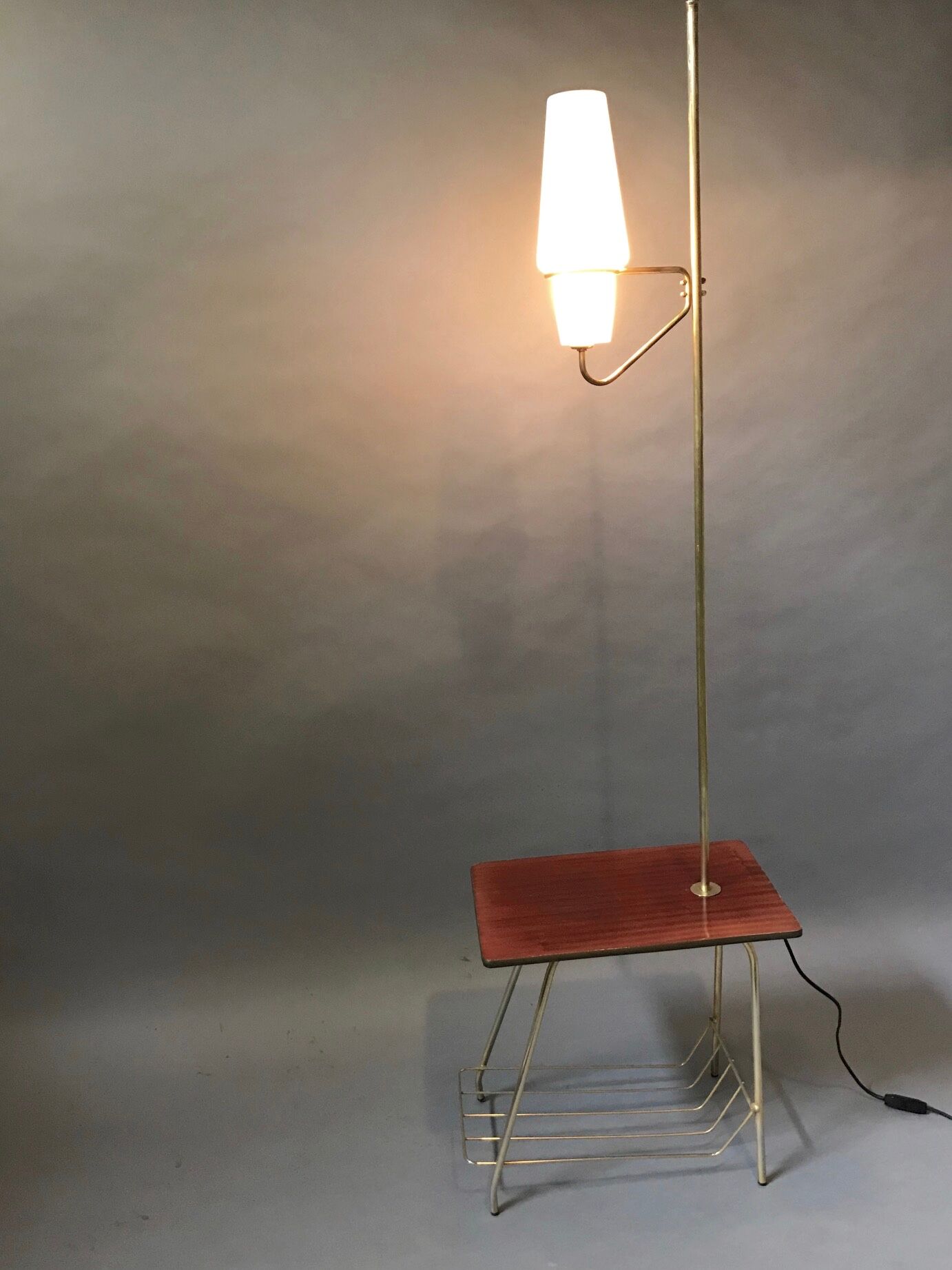 1950 opaline lamppost