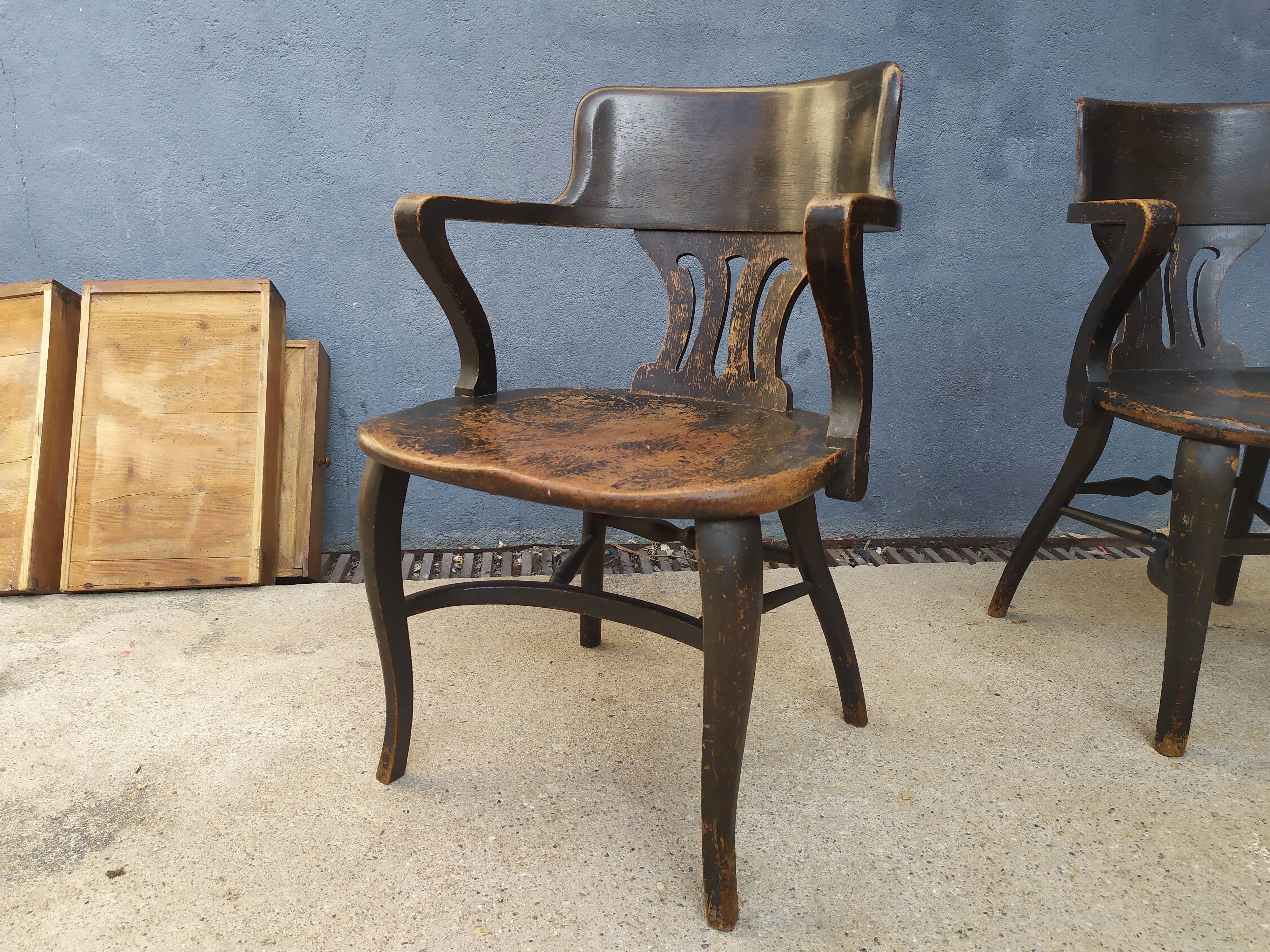 Pair of American armchairs